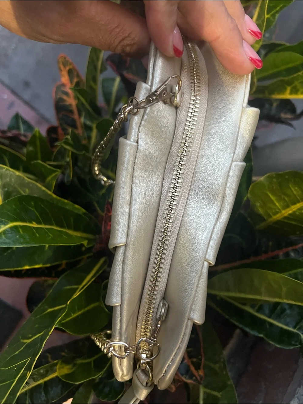 Metallic Gold Chain-Shoulder Clutch